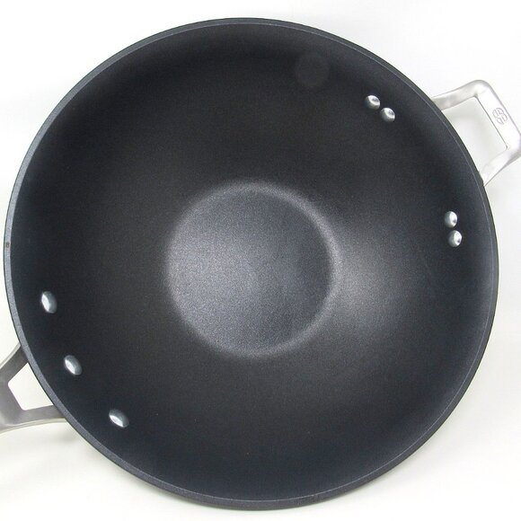 Calphalon 12" Wok with Cover Signature Hard-Anodized Nonstick 2nd Helper Handle - Picture 3 of 10